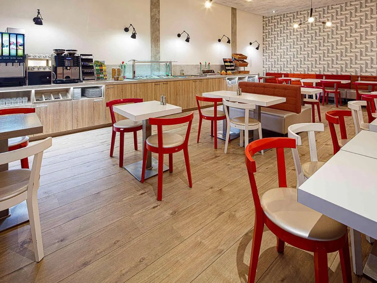 Ibis Styles Amsterdam Amstel Hotel