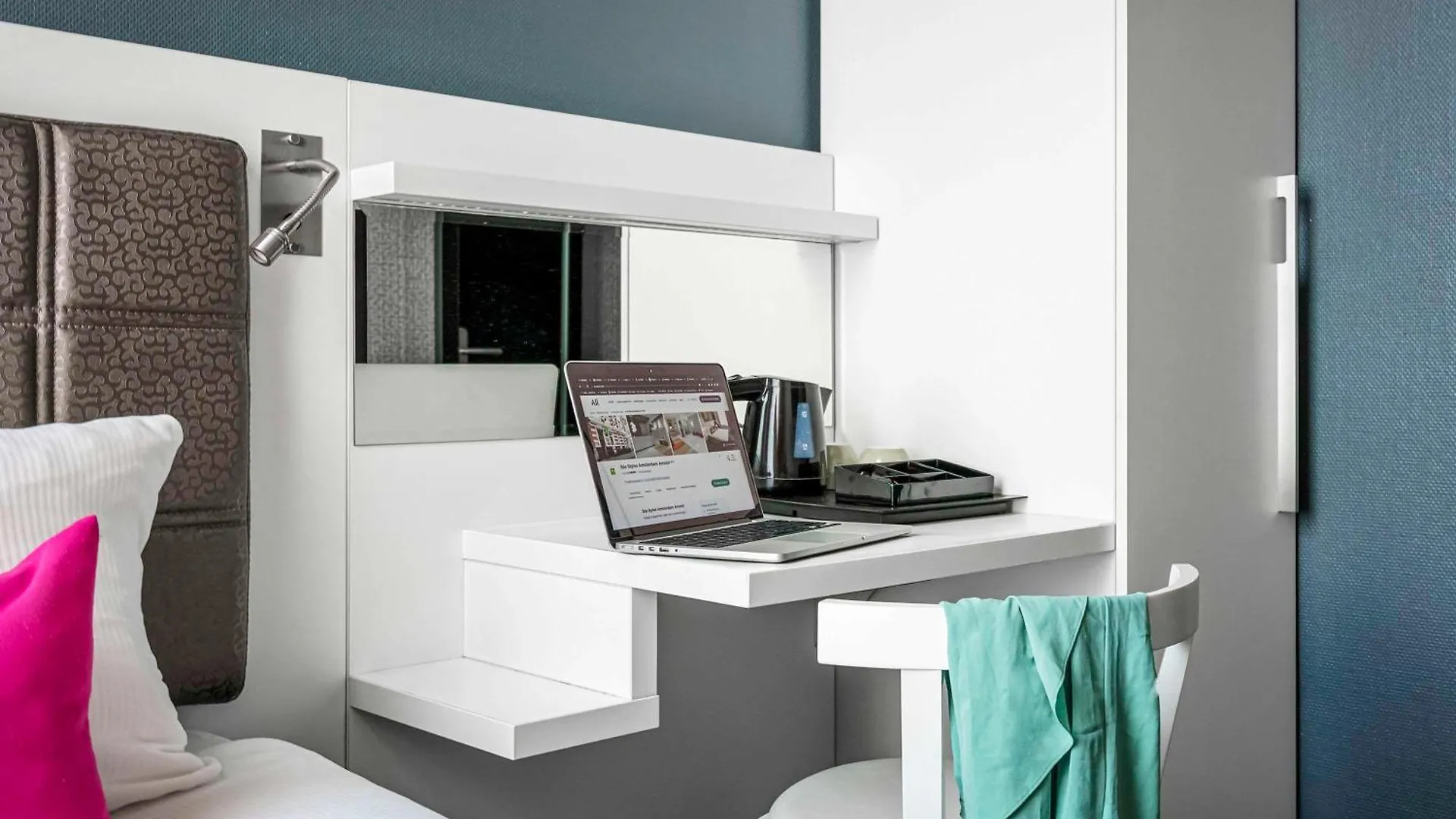 Ibis Styles Amsterdam Amstel Hotel