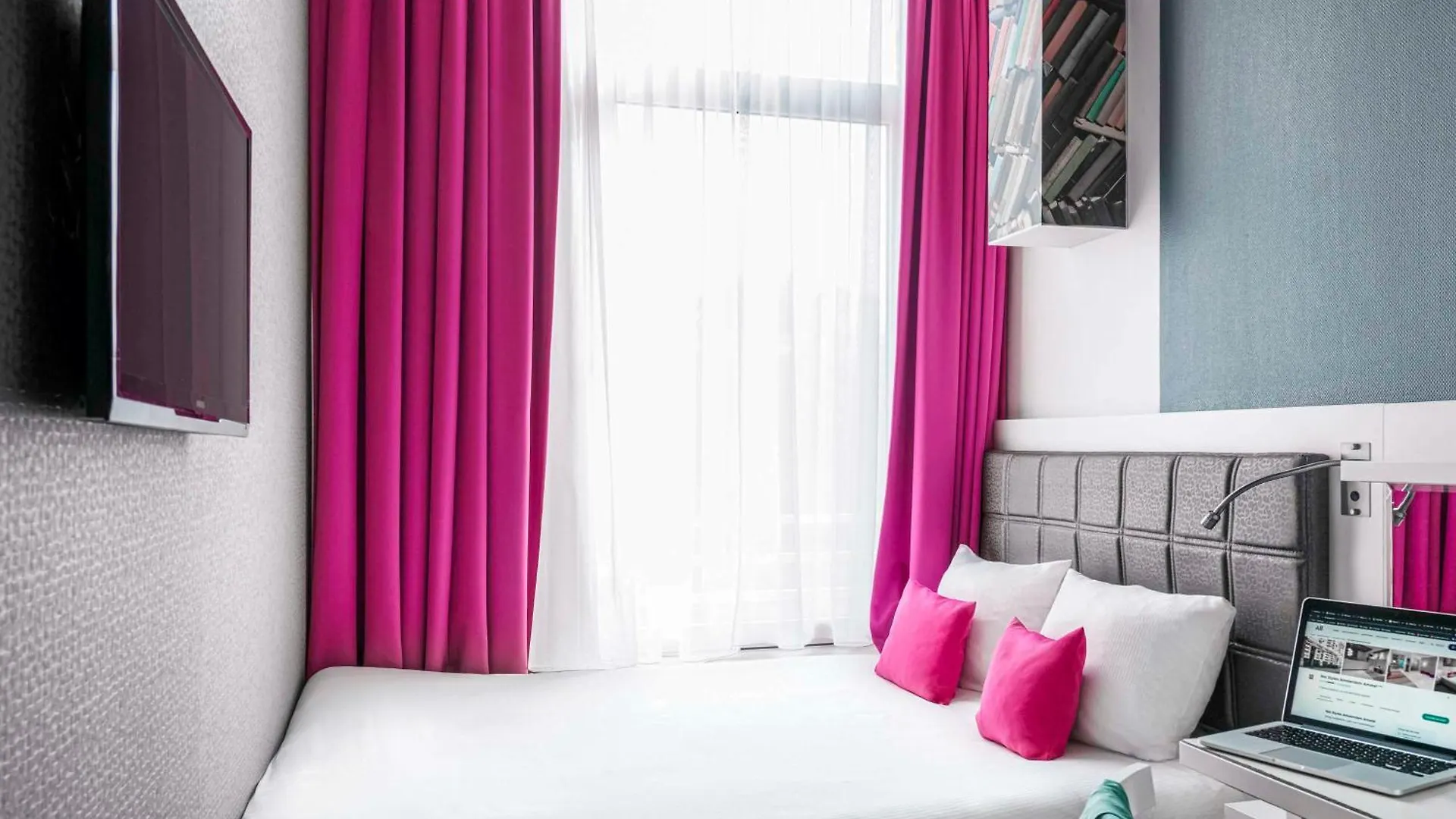 Ibis Styles Amsterdam Amstel Hotel