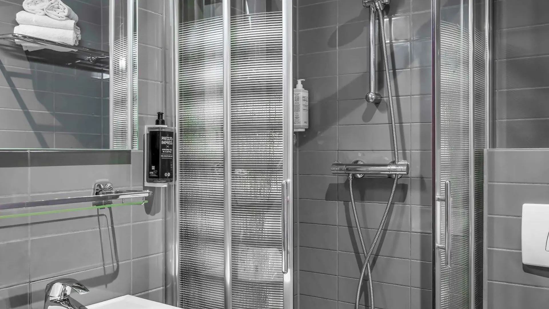 Ibis Styles Amsterdam Amstel Hotel