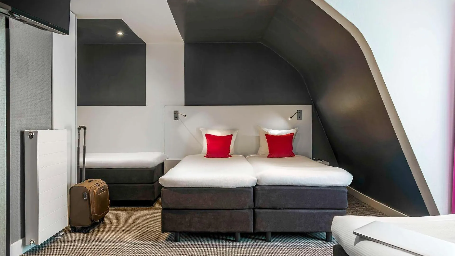 Ibis Styles Amsterdam Amstel Hotel